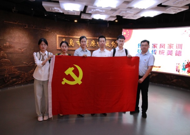 D:\20200907工作情况\20220225工作图片\20220907参观清廉家风馆公众号报道图片\IMG_5872.JPG